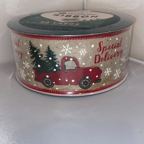 50 Yards 2.5 inch Red Truck Wired Ribbon - Picture 1 of 6